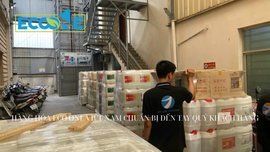 Hàng Hóa chuẩn bị được giao đến nhà máy khách hàng