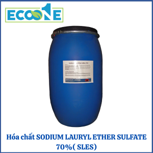 Sodium Lauryl Ether Sulfate 70% (SLES) là hóa chất công nghiệp dạng lỏng, dùng trong sản xuất chất tẩy rửa, mỹ phẩm và dệt nhuộm, tạo bọt tốt, dễ phân hủy sinh học, thích hợp cho doanh nghiệp hóa mỹ phẩm có giá từ 5,800,000 đến 9,700,000đ/thùng 170kg